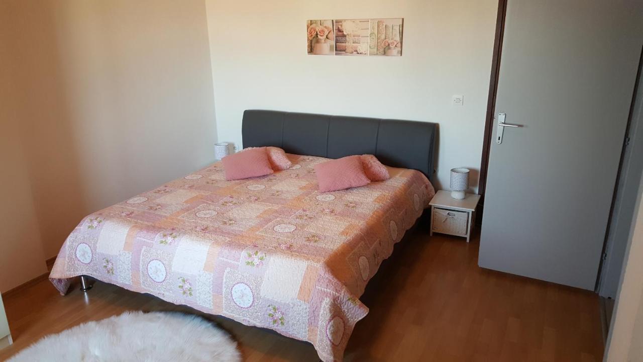 Apartment Sali 890B Екстер'єр фото